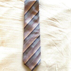 Men's Tie by Kenneth Cole